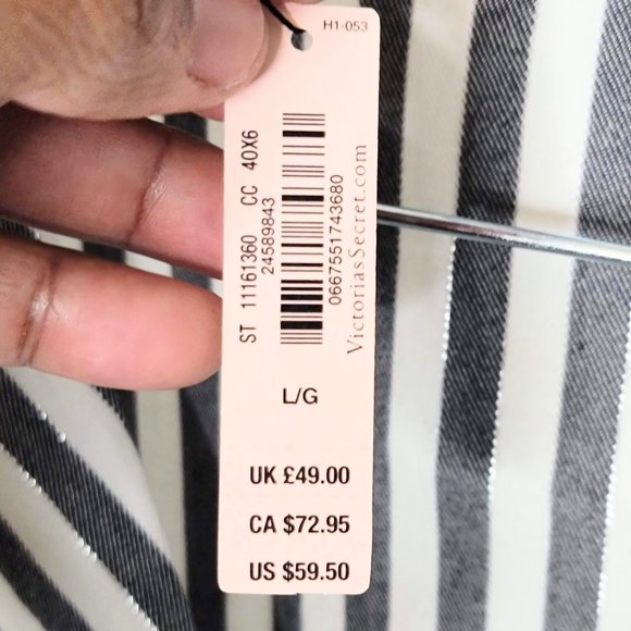 Victoria's Secret NWT Women's Gray White & Silver Pajama Shirt Size Large - Picture 5 of 11